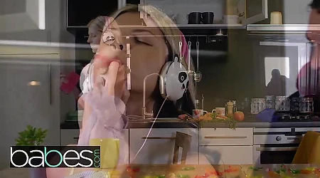 BABES - Cute teen Gina Gerson get stretched out